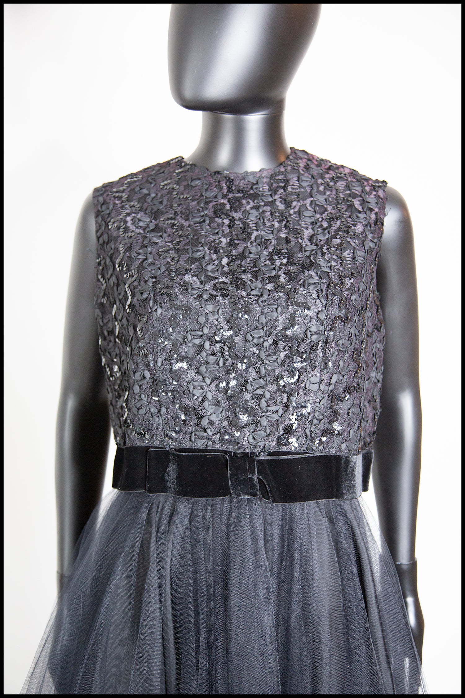 Vintage 1960s Black Cropped Shell Top