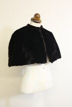 Vintage 1920s Black Thick Velvet Cropped Cape
