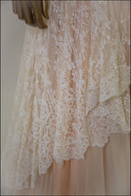 Vintage 1940s Fine Lace Wedding Dress