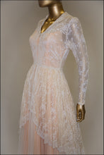 Vintage 1940s Fine Lace Wedding Dress