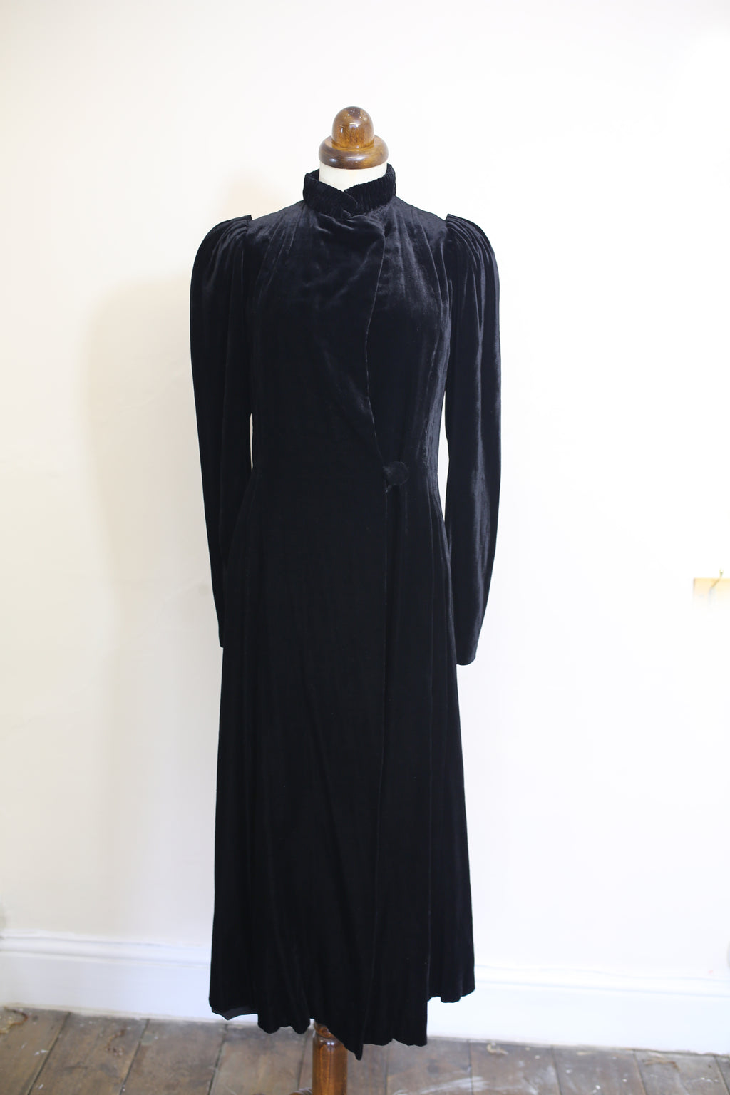 Vintage 1930s Silk Velvet Dress Coat