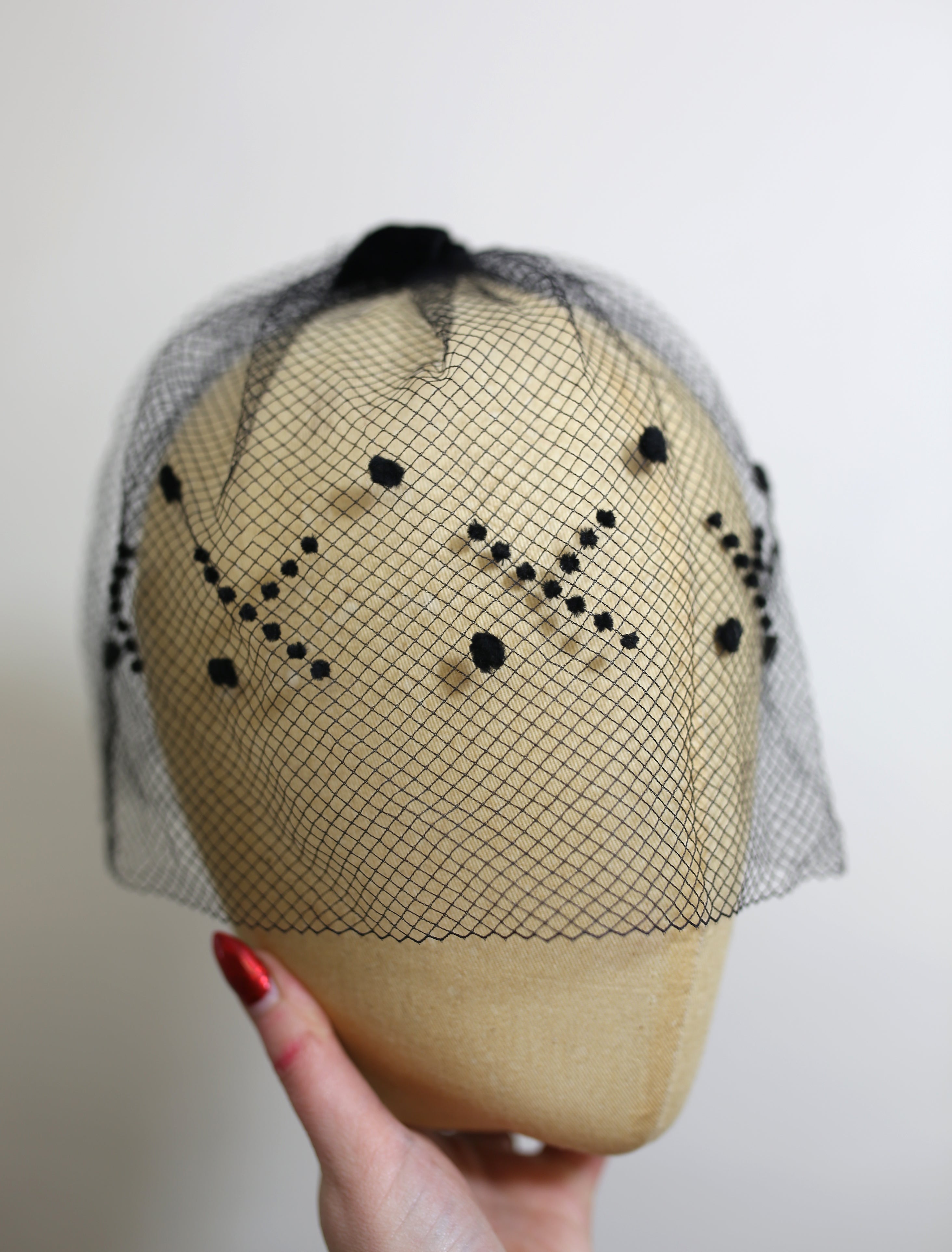Vintage 1950s Black Dotty Veil