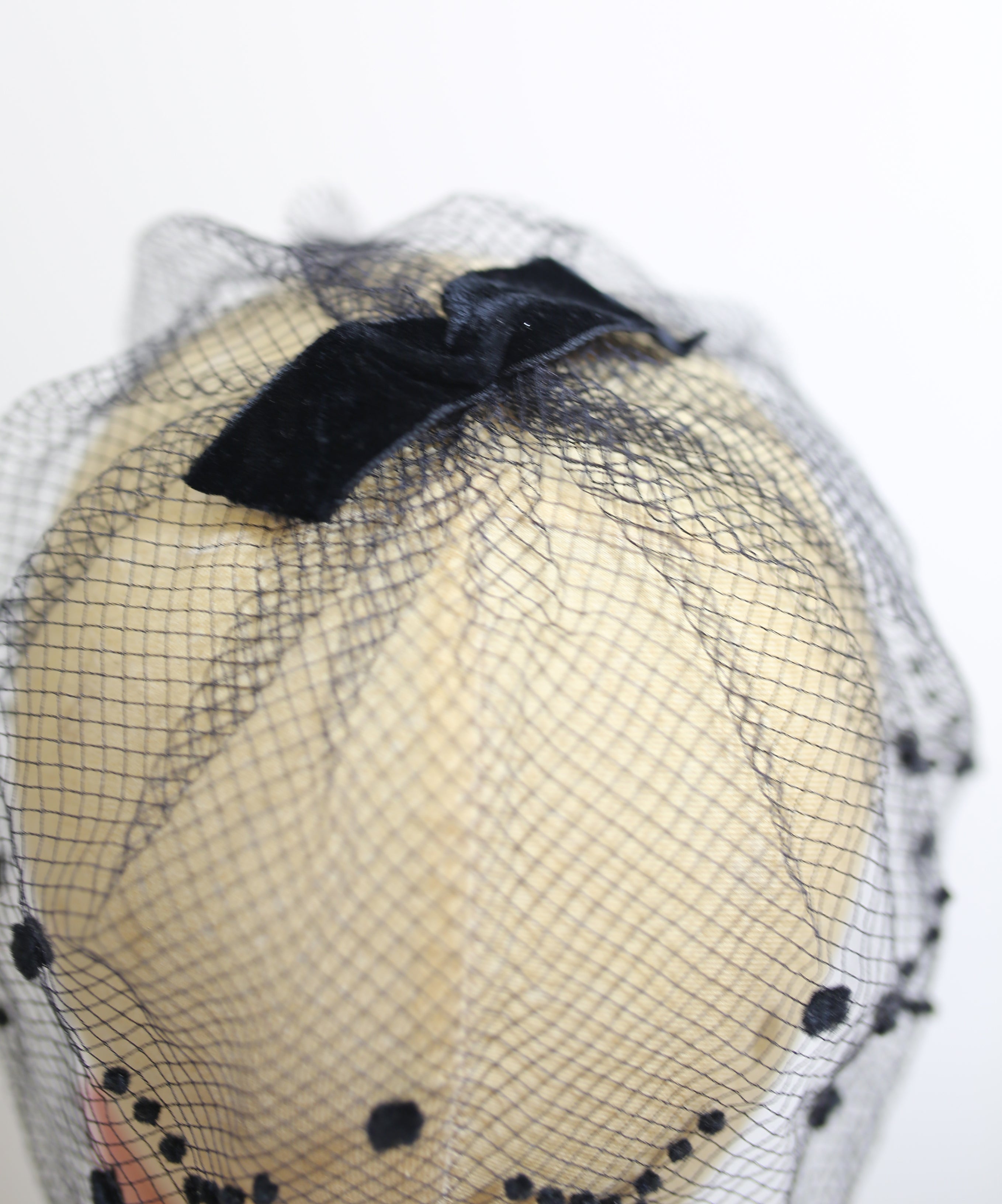 Vintage 1950s Black Dotty Veil