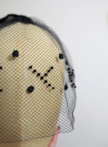 Vintage 1950s Black Dotty Veil