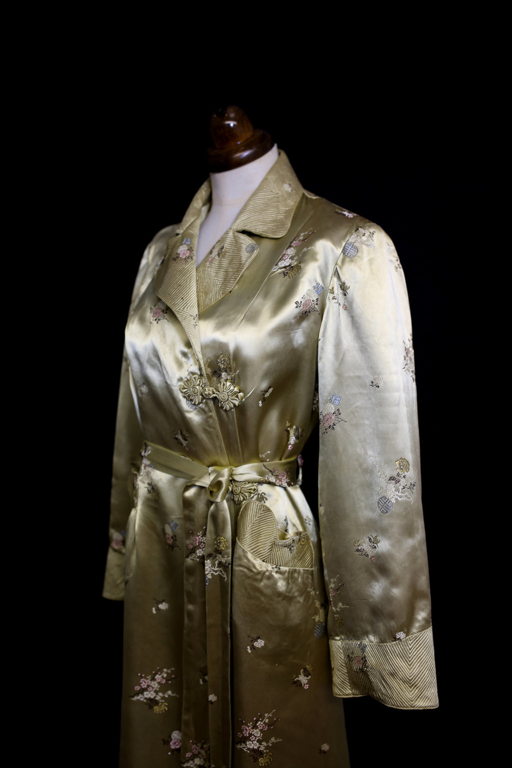Vintage 1950s Silk Robe