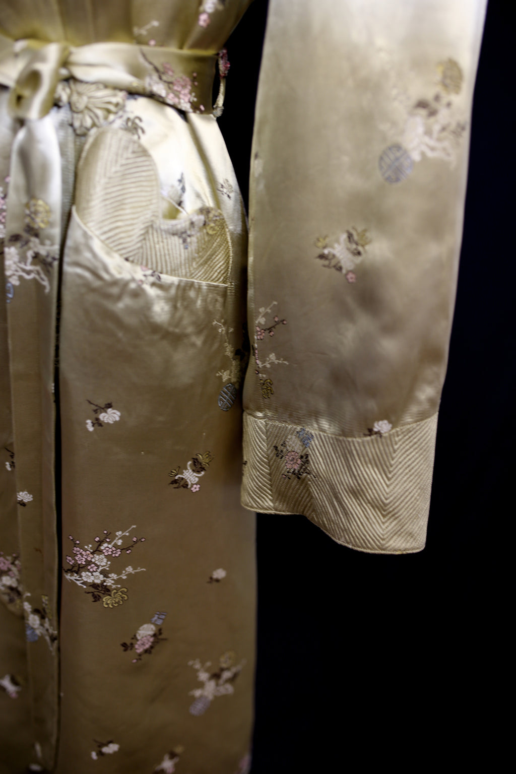 Vintage 1950s Silk Robe