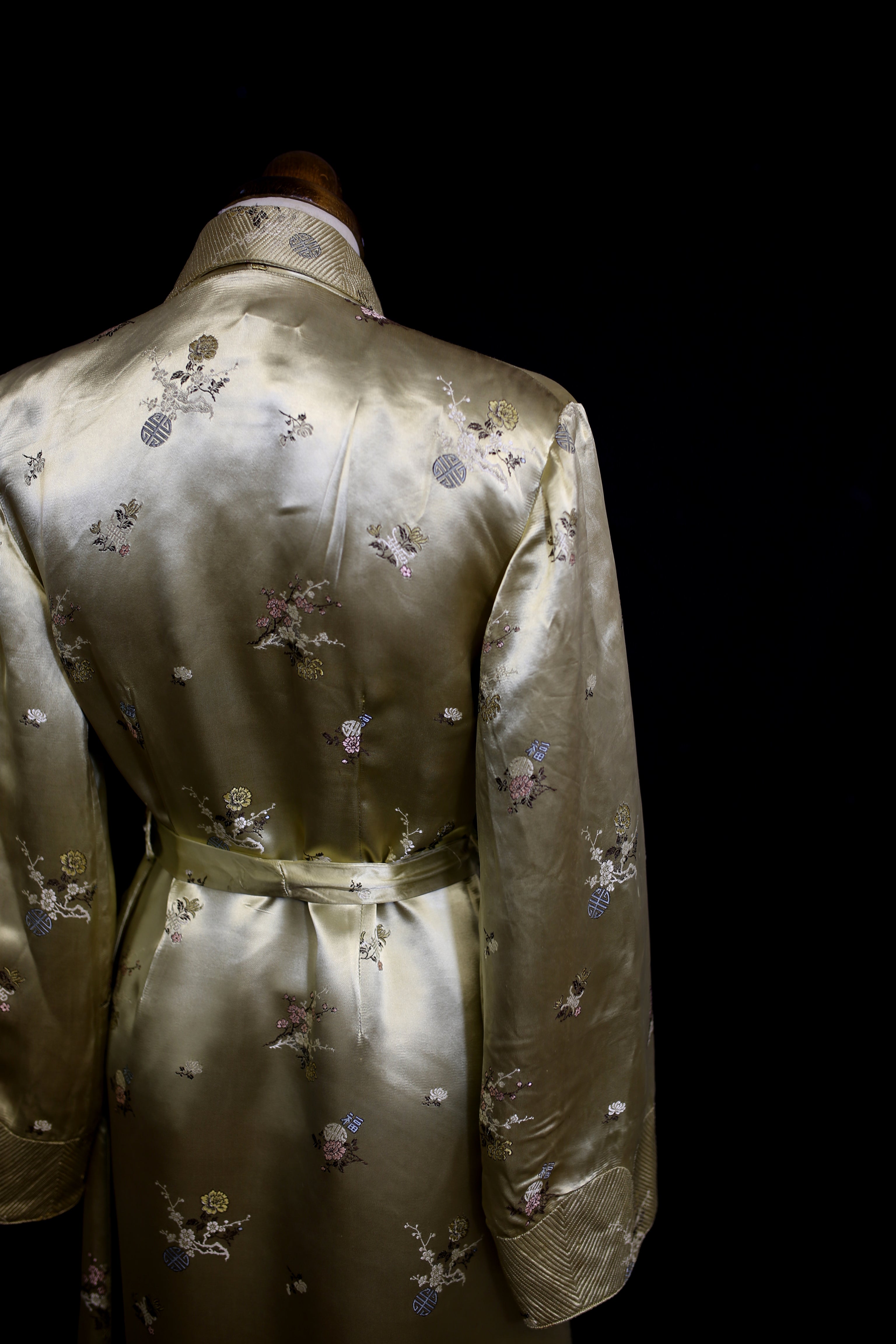 Vintage 1950s Silk Robe