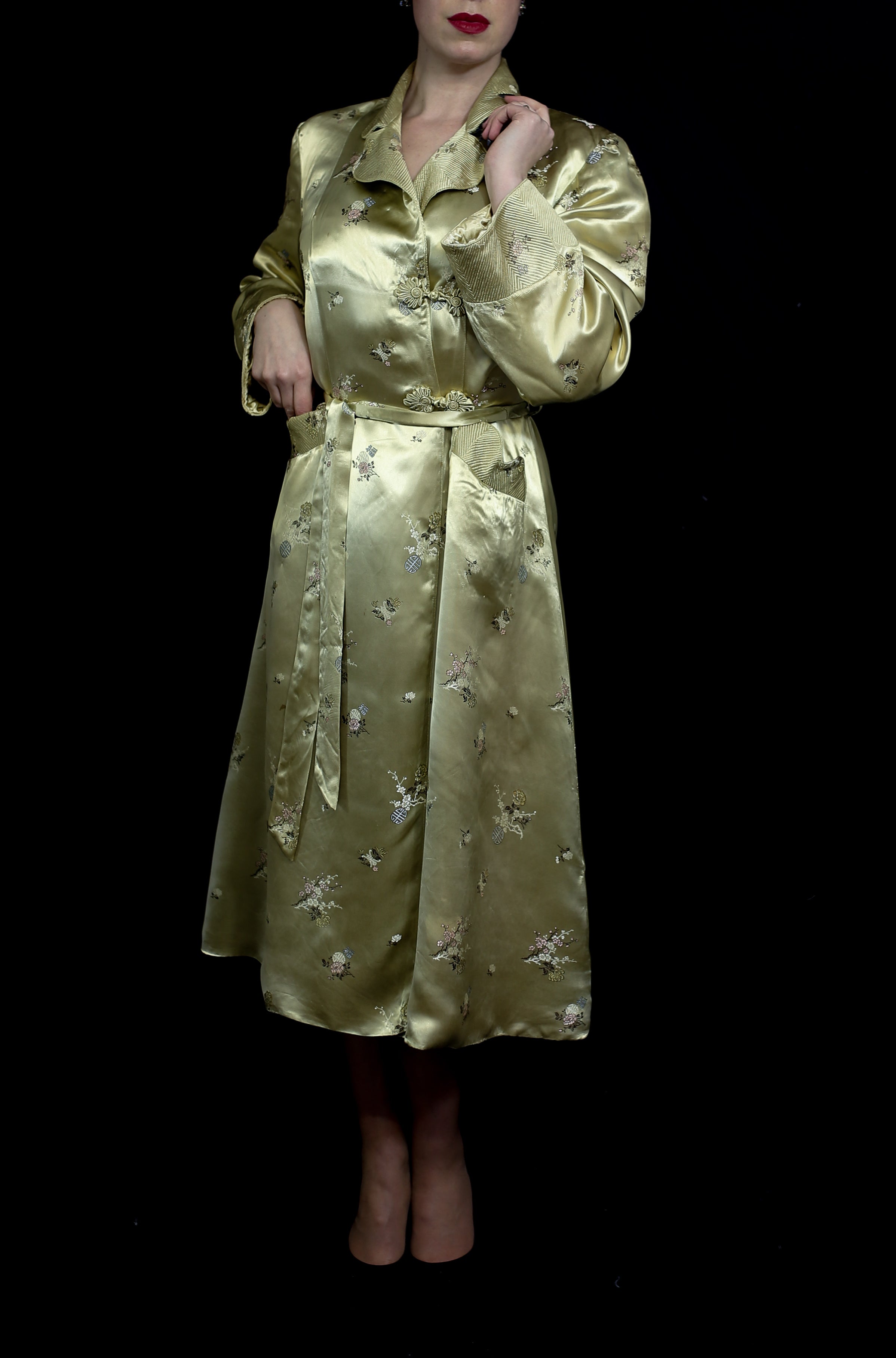 Vintage 1950s Silk Robe