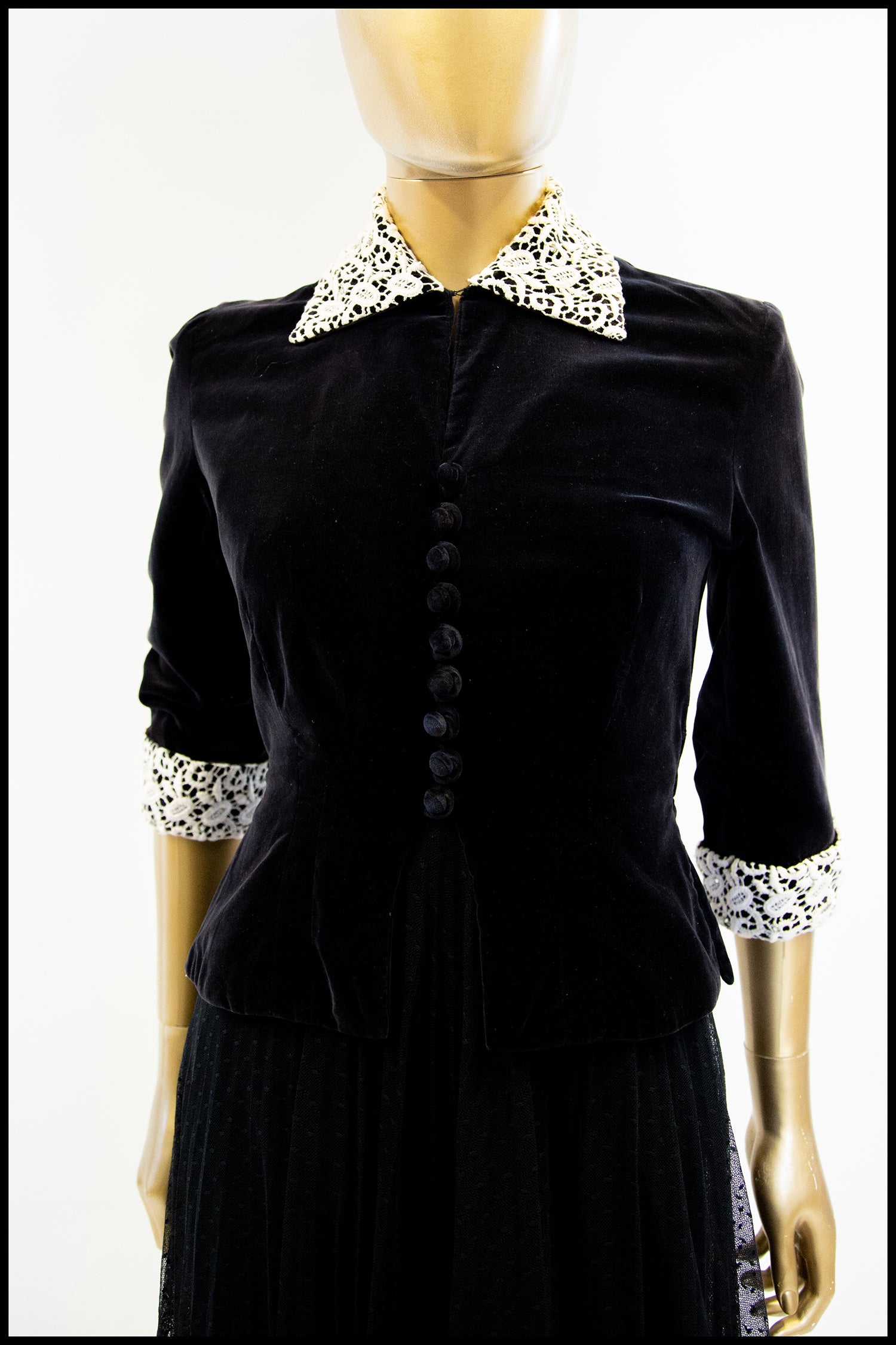 Vintage 1940s Black Velvet Evening Jacket