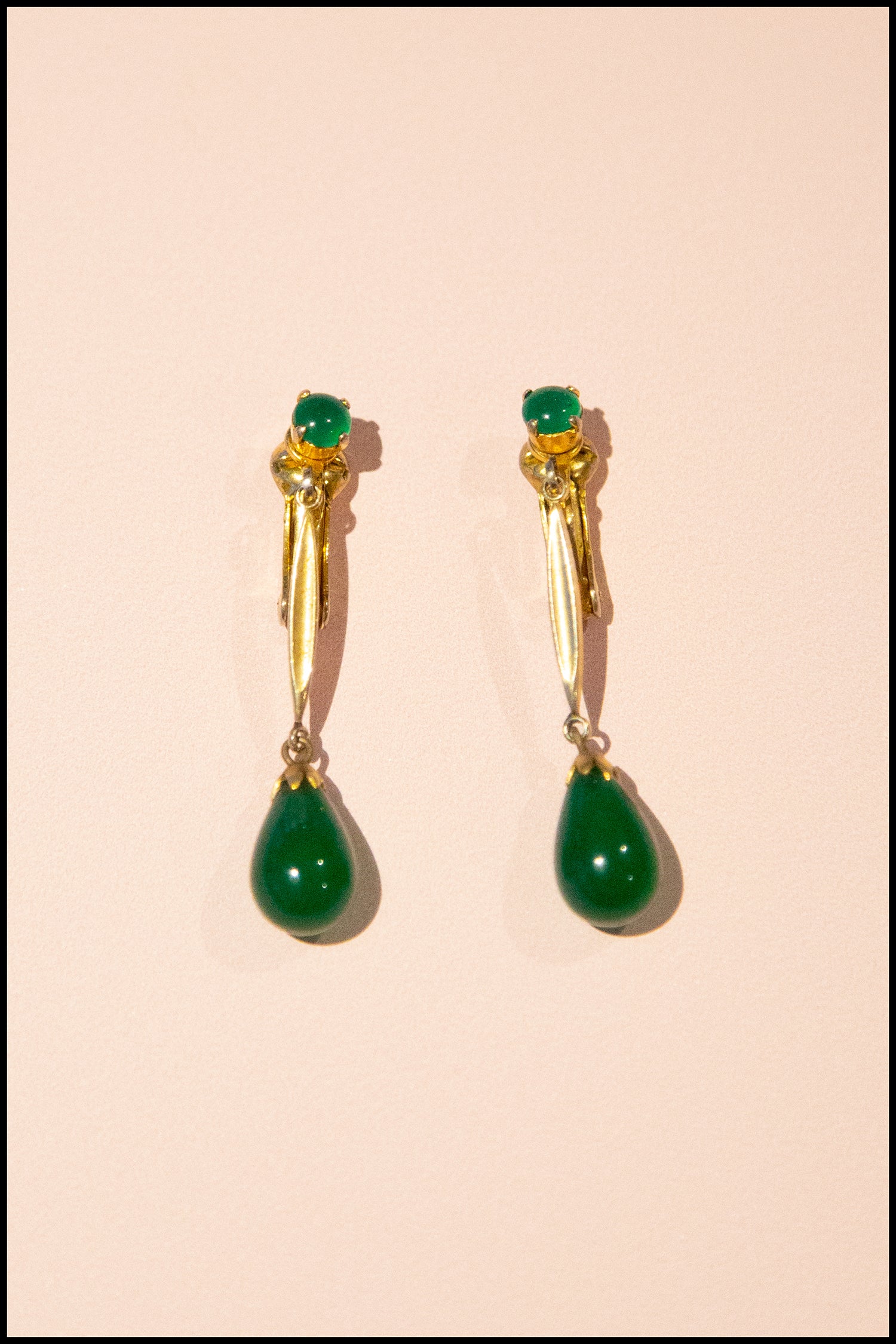 Vintage 1950s Green Glass Drop Earrings