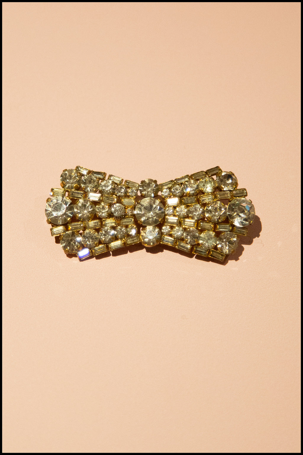 Vintage 1940s Art Deco Bow Brooch