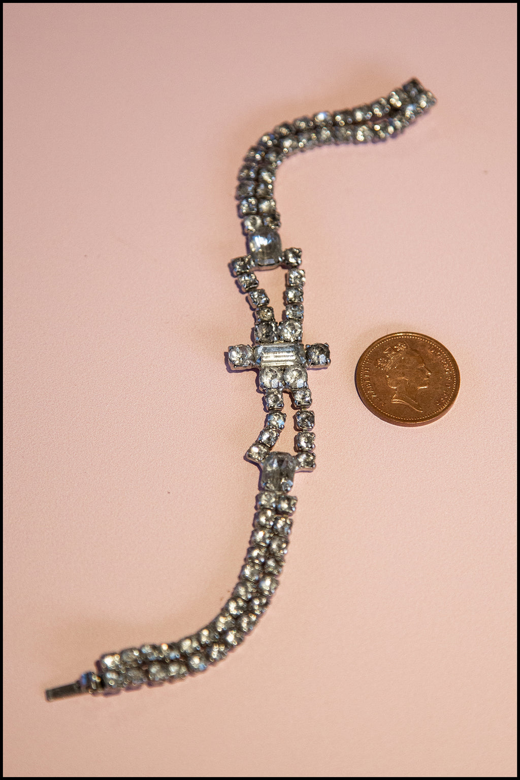 Vintage 1940s Art Deco Bow Rhinestone Bracelet