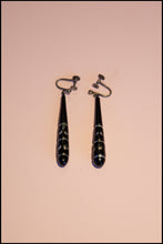 Vintage 1920s Black Glass Drop Earrings