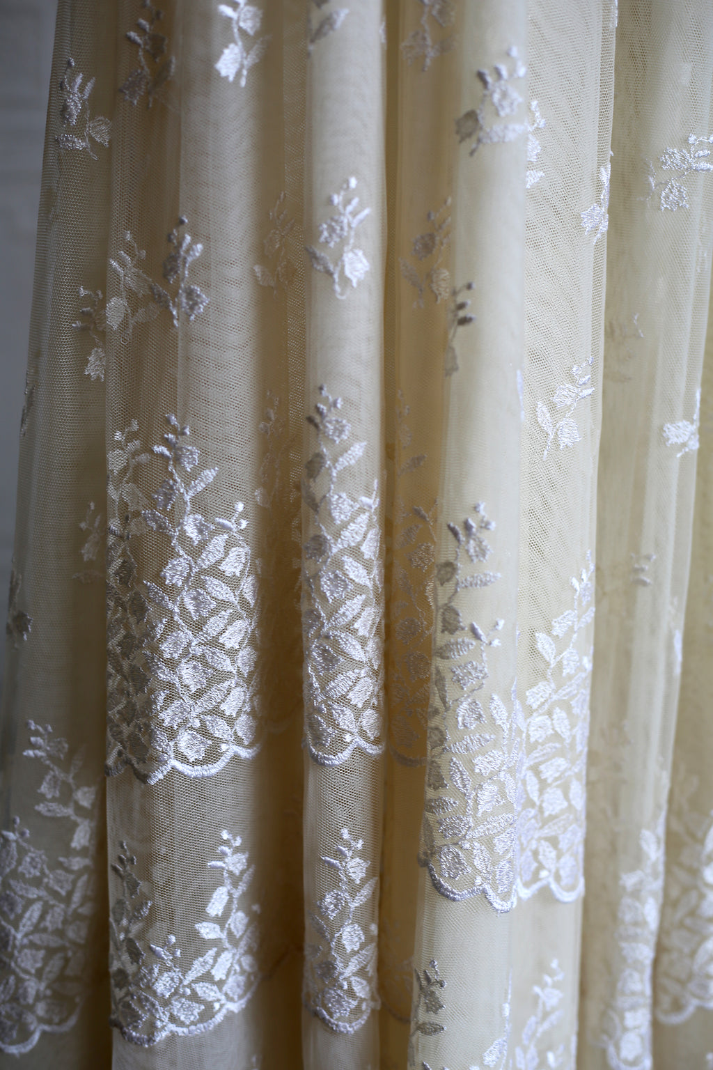 Vintage 1970s Edwardian Style Cream Lace Wedding Dress