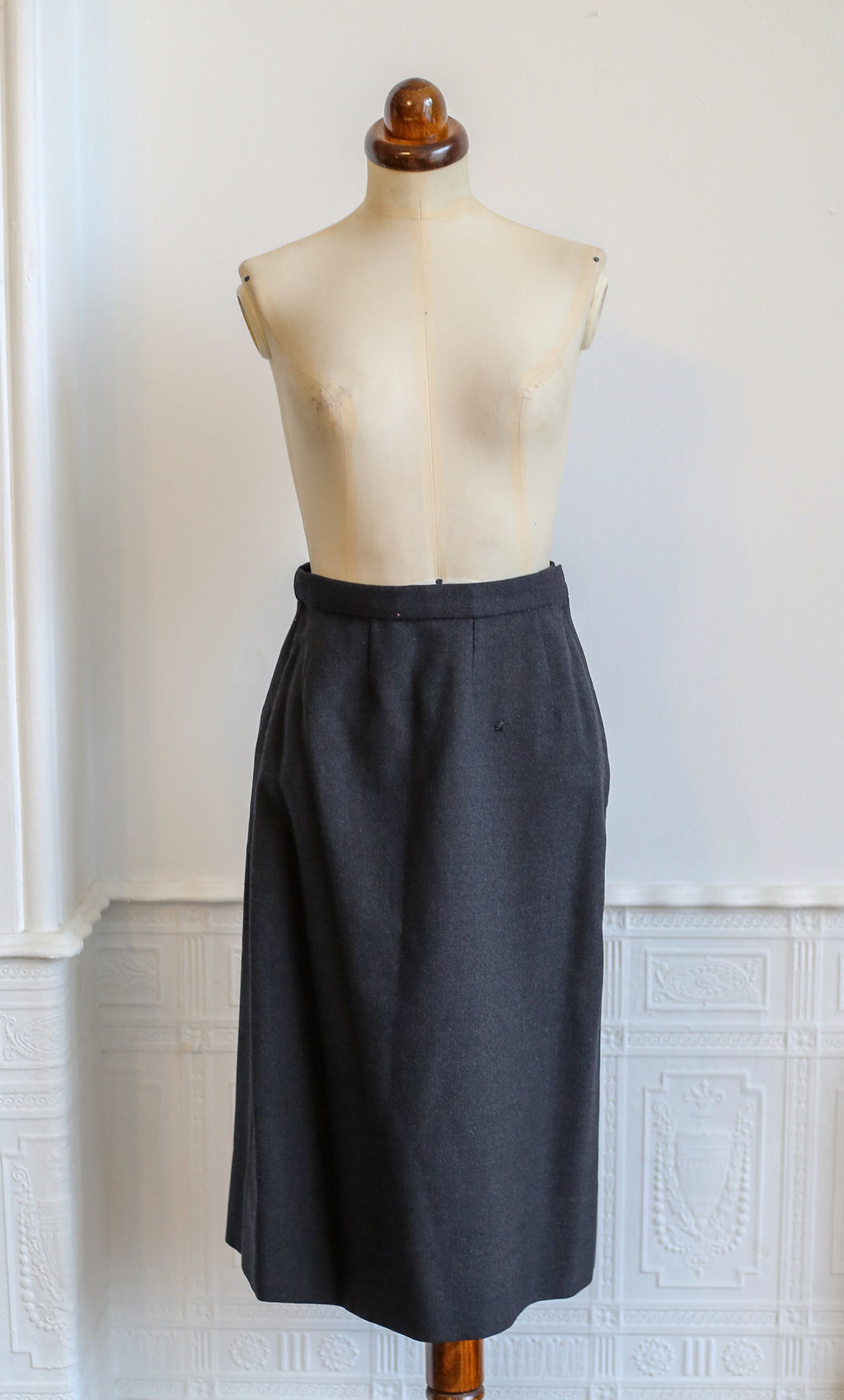 Vintage 1940s Grey Wool Skirt Suit