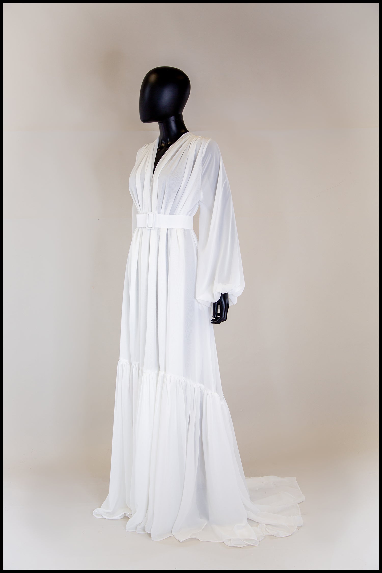 Vamp - Hollywood Ivory Chiffon Bishop Sleeve Gown