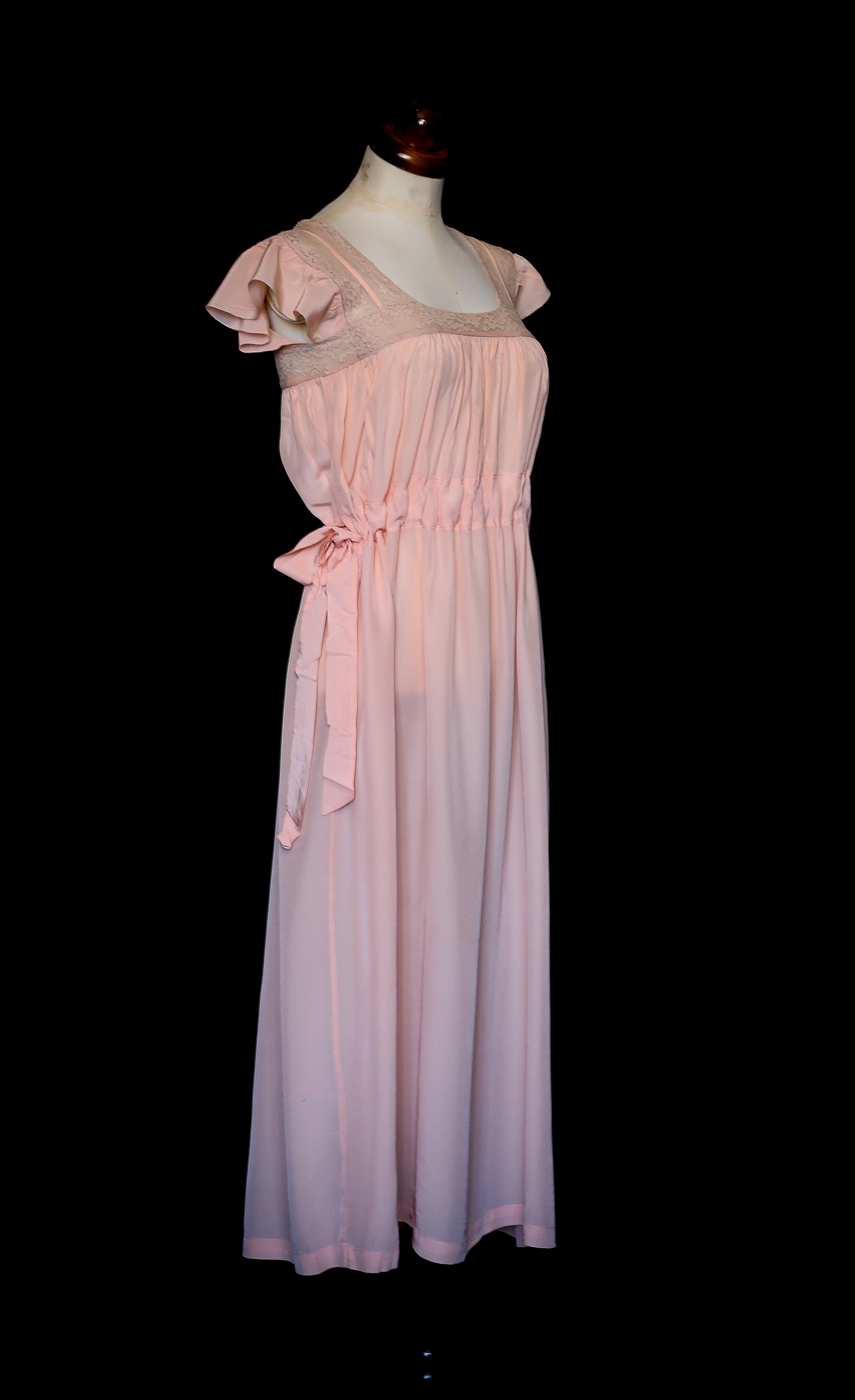 Vintage 1930s Peach Silk Night Dress