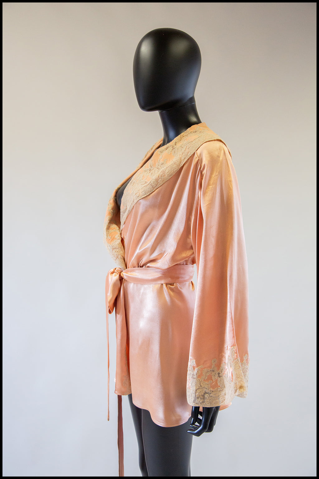 RESERVED Vintage 1940s Peach Satin Robe Jacket