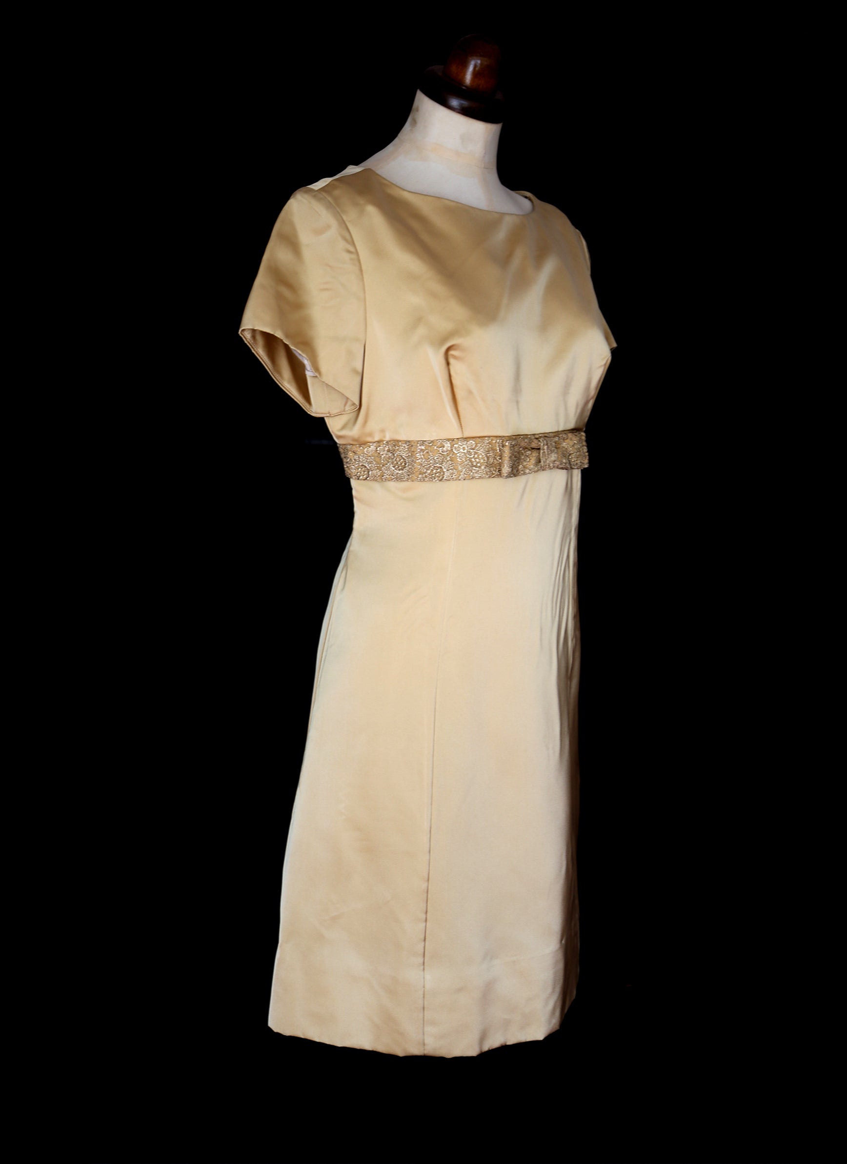 knee length dresses for ladies Vintage 1960s Gold Metallic Shift Dress and Coat – ALEXANDRA-KING