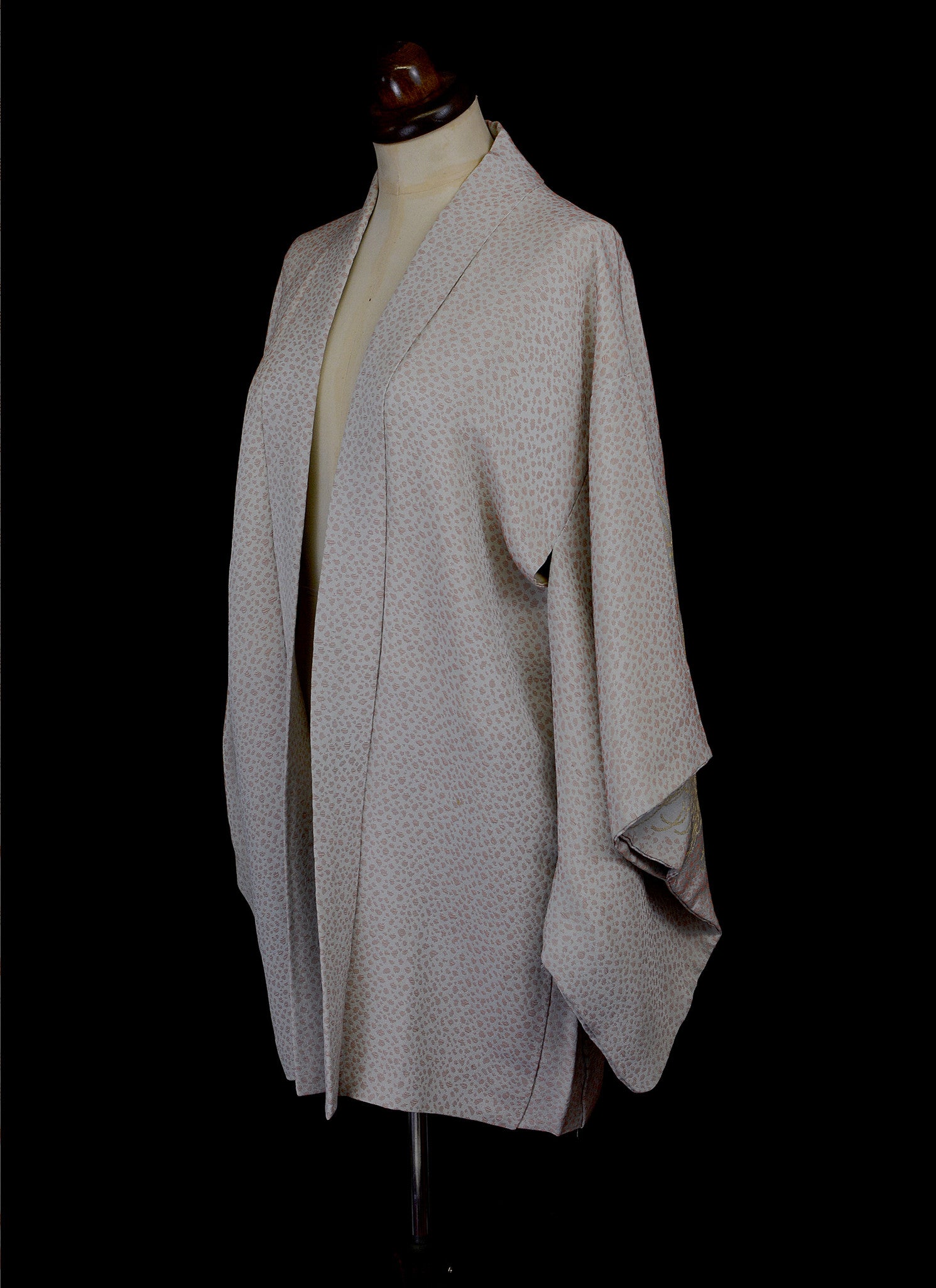 Vintage 1930s Silver Oyster Silk Kimono Jacket