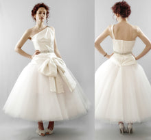 Astor - Silk and Tulle Asymmetric Ballerina Gown
