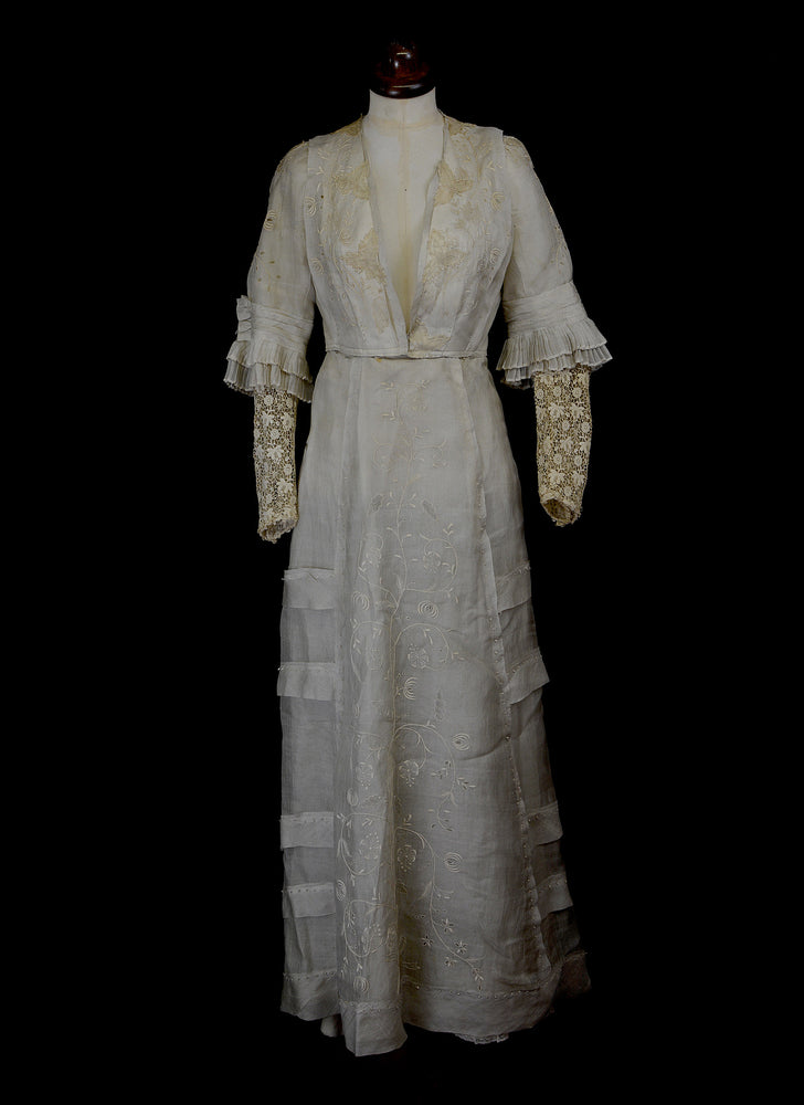 Edwardian 1910s Wedding Dress