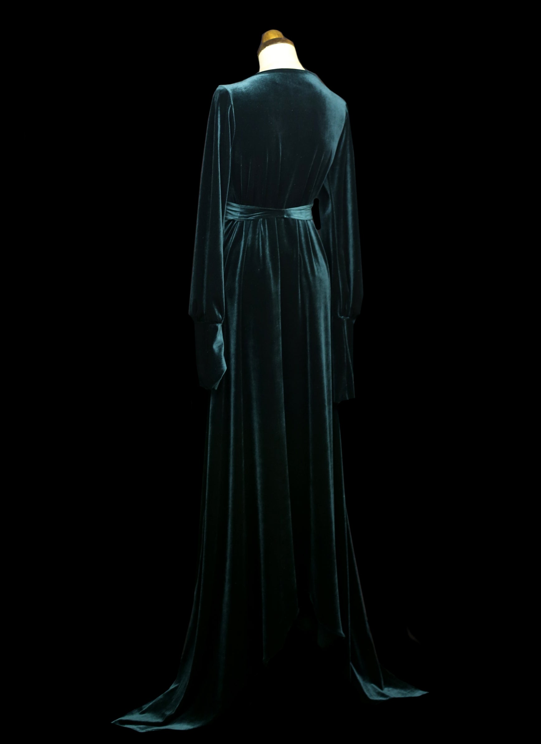 Vamp - Dark Green Velvet Maxi Dress