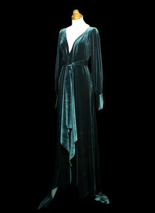 Vamp - Dark Green Velvet Maxi Dress