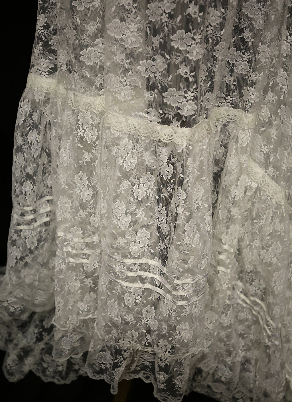 Vintage 1980s Ivory White Lace Bridal Skirt