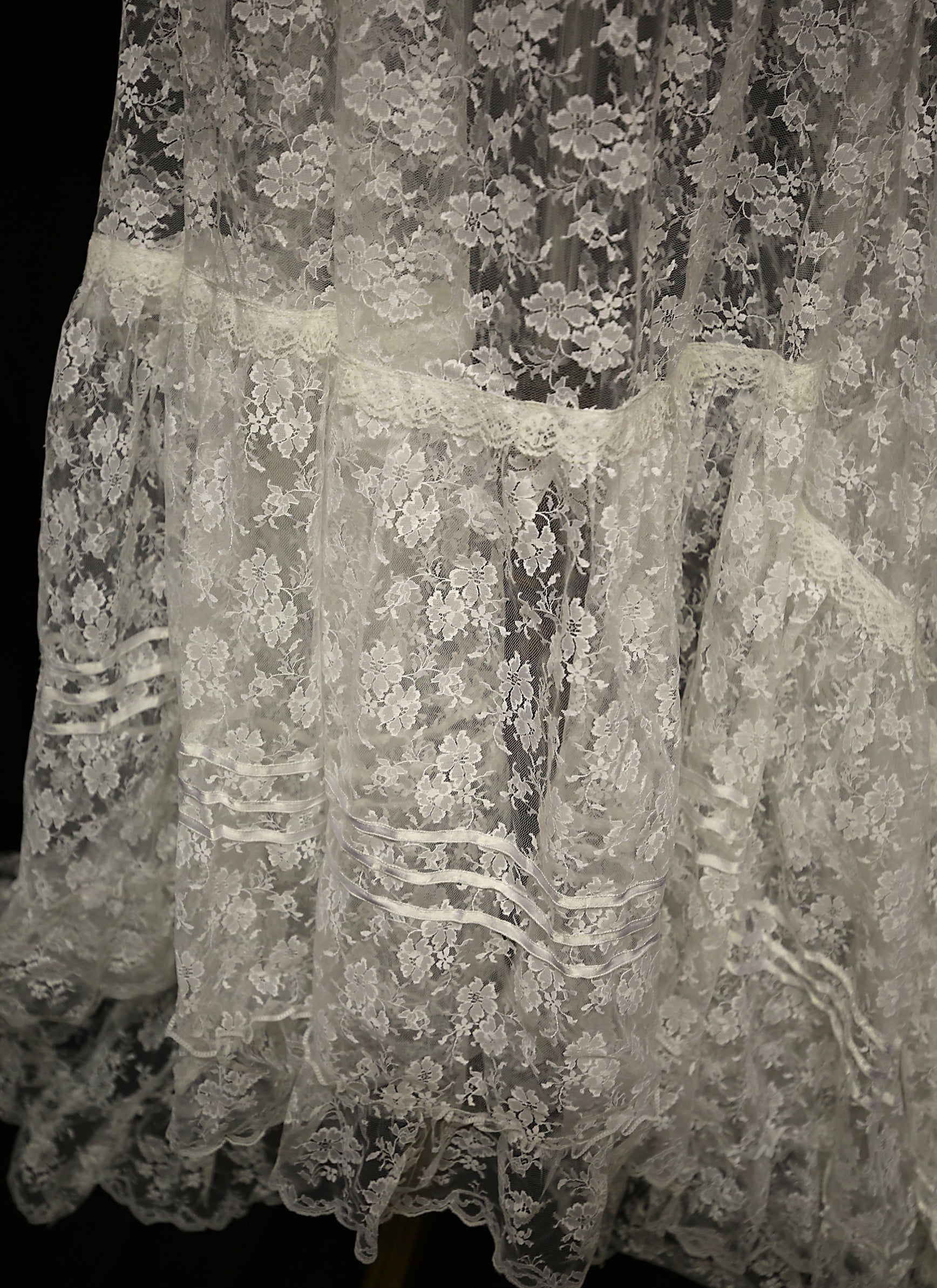 Vintage 1980s Ivory White Lace Bridal Skirt