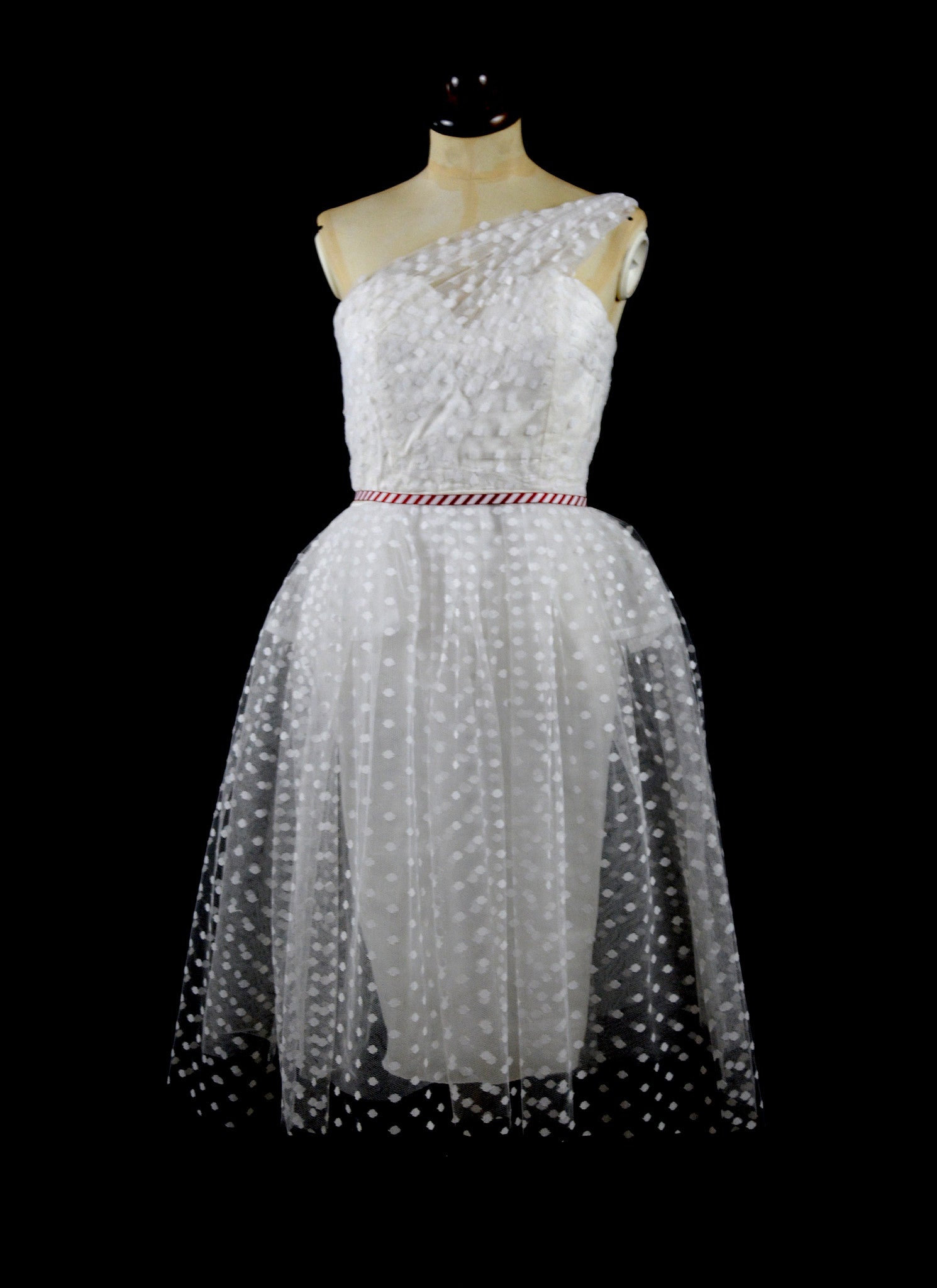 Judy - Hourglass Polkadot Illusion Tulle Short Wedding Dress