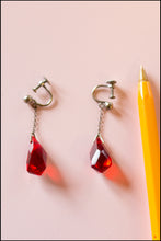 Vintage 1940s Red Crystal Drop Earrings