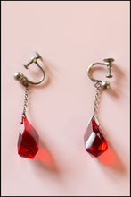 Vintage 1940s Red Crystal Drop Earrings
