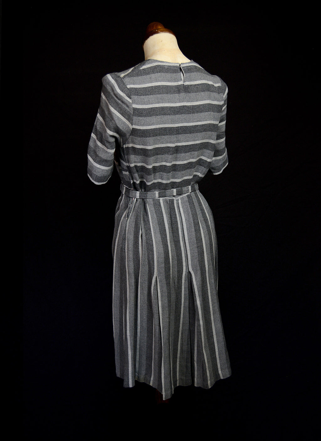 Vintage 1930s Grey Wool Deco Day Dress