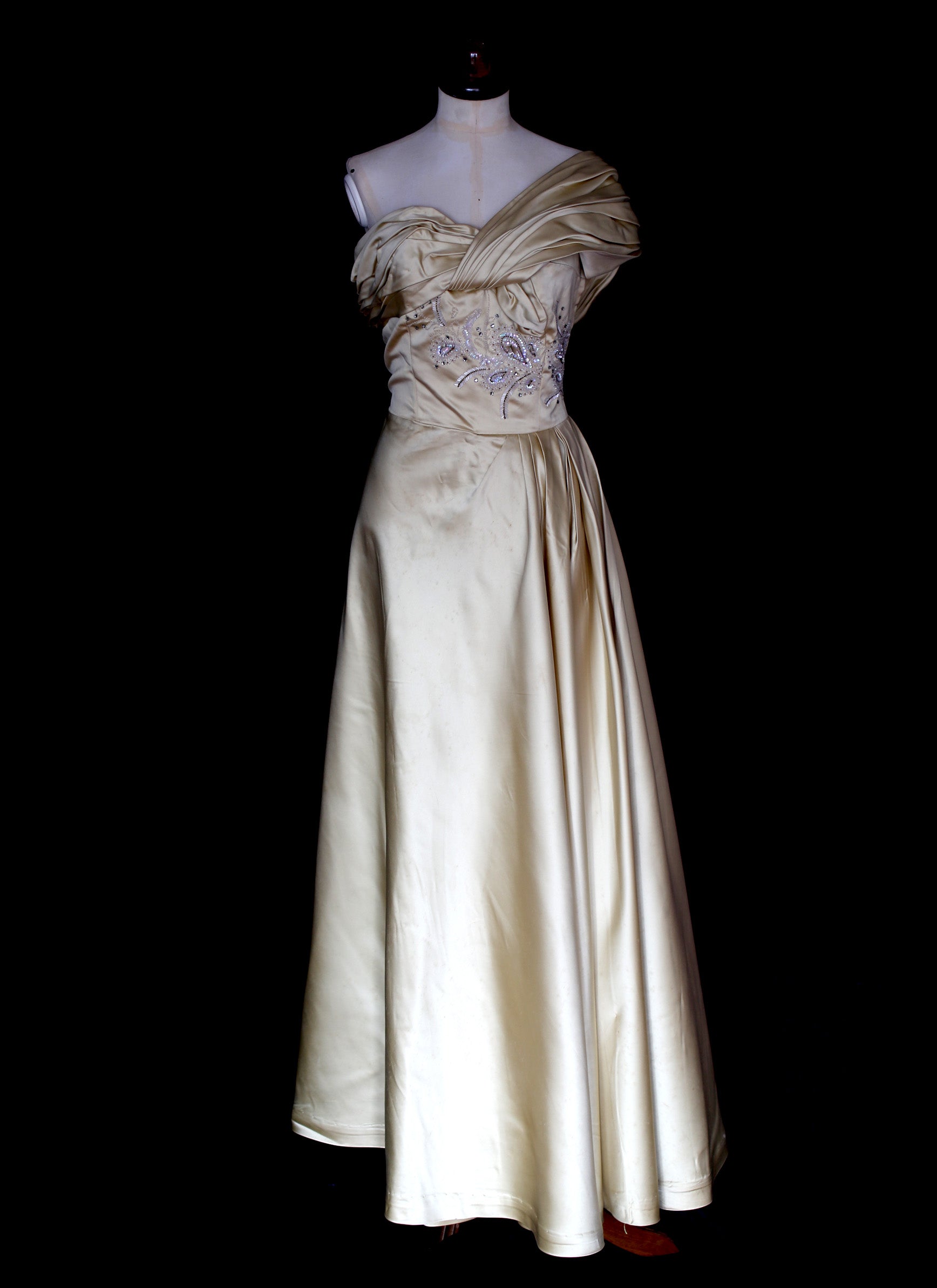Vintage 1940s Light Gold Beaded Satin Gown – ALEXANDRA-KING