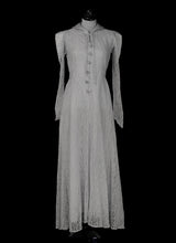 Vintage 1940s Lace Wedding Dress