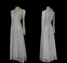 Vintage 1940s Lace Wedding Dress