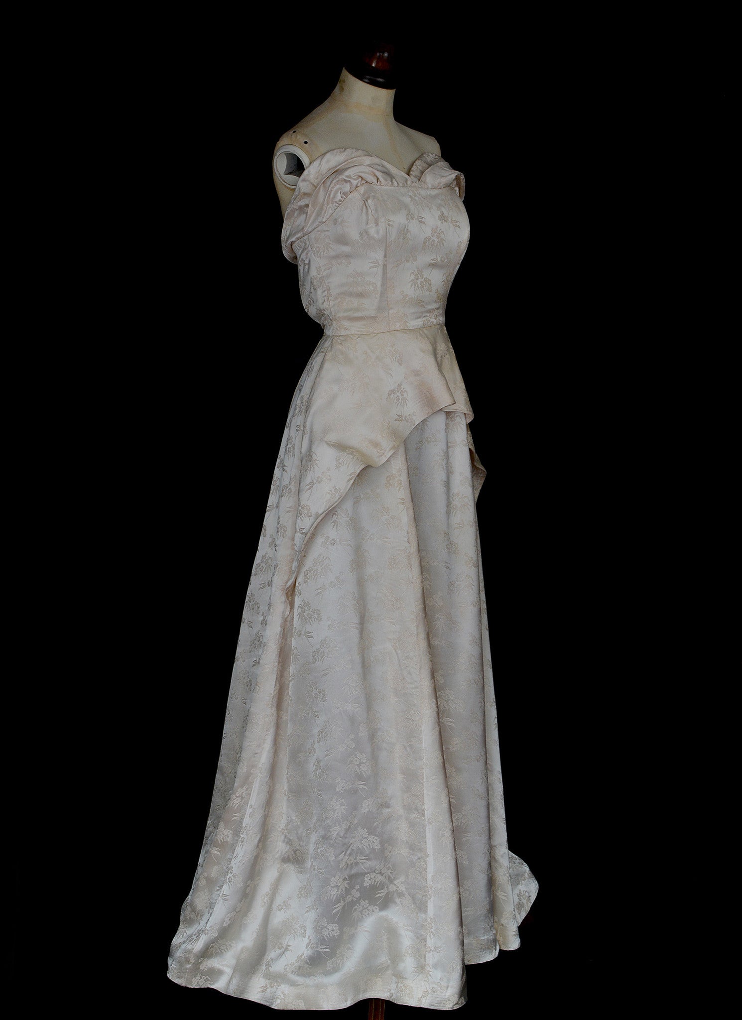 Vintage 1950s Champagne Damask Wedding Dress