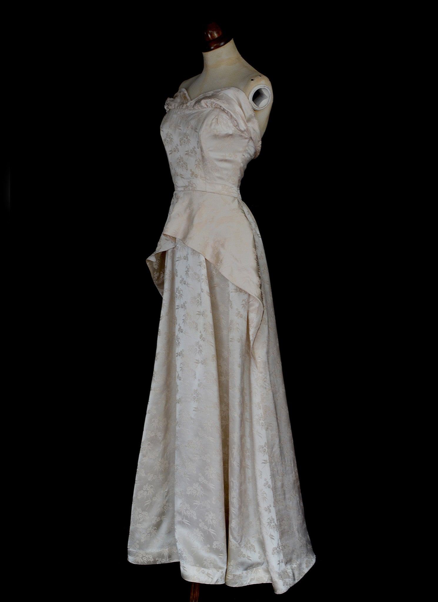 Vintage 1950s Champagne Damask Wedding Dress