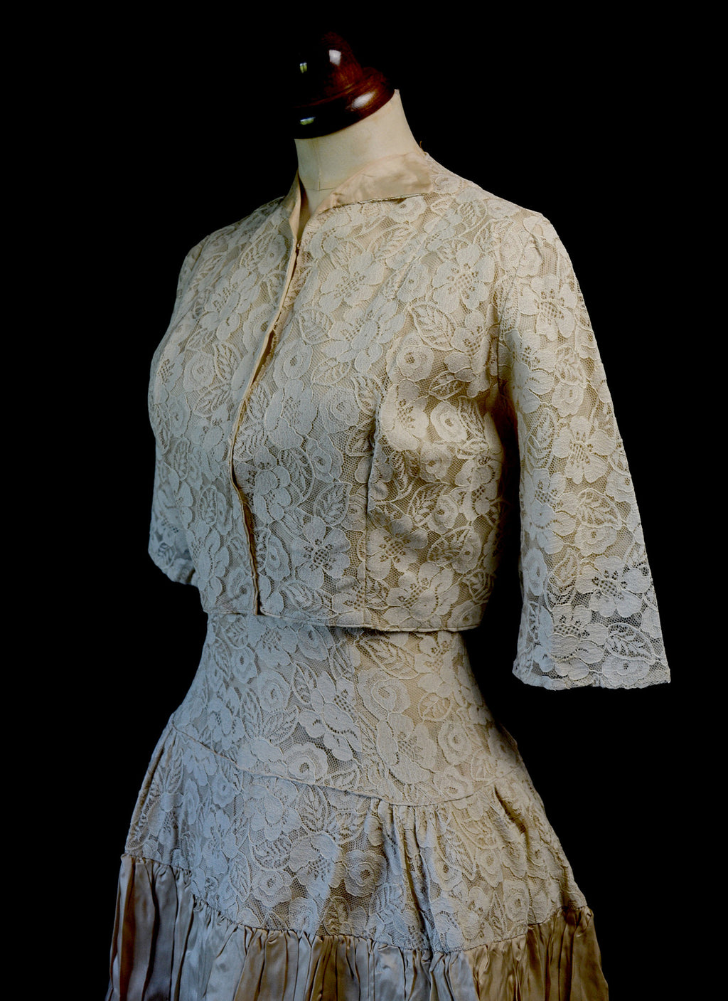 Vintage 1950s Champagne Lace Dress