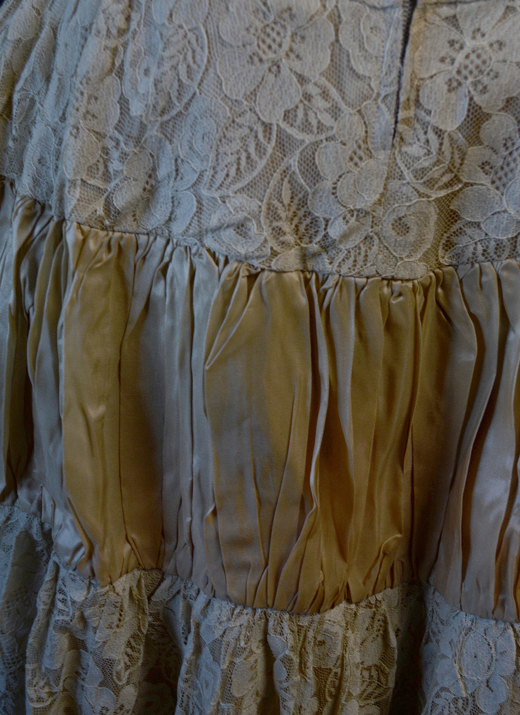 Vintage 1950s Champagne Lace Dress