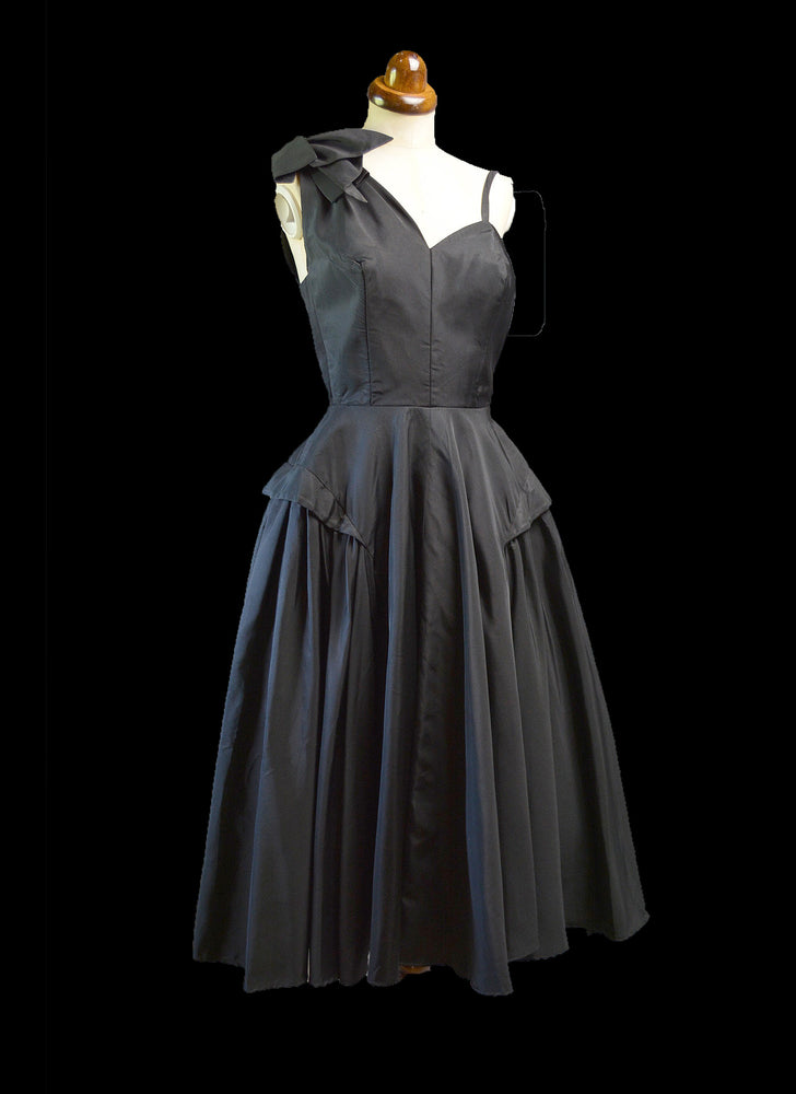 Vintage 1950s Black Gabardine New Look Dress