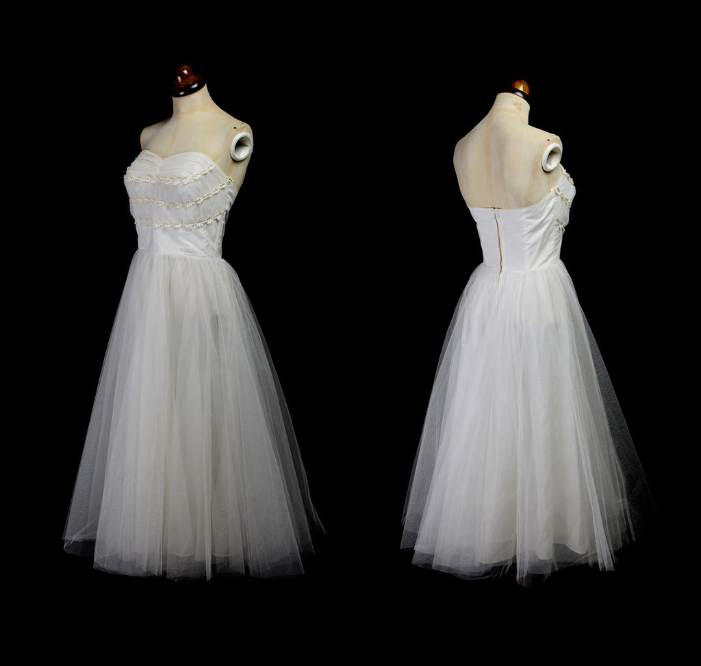 RESERVED Vintage 1950s Tulle Prom / Wedding Dress