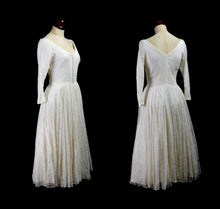 Vintage 1950s Chantilly Lace Wedding Dress