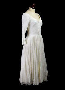 Vintage 1950s Chantilly Lace Wedding Dress