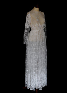 Vintage Lace Wedding Dress