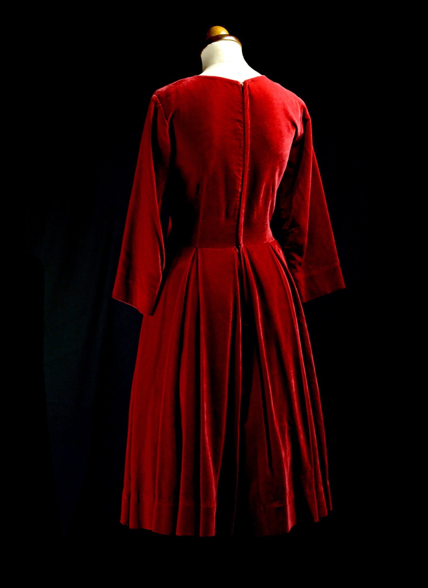 vintage red velvet dress Wine red velvet party dress, edge of the shoulder, full circle skirt vintage 50's style party dress