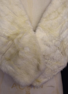 Vintage 1950s Ivory Mink Fur Stole