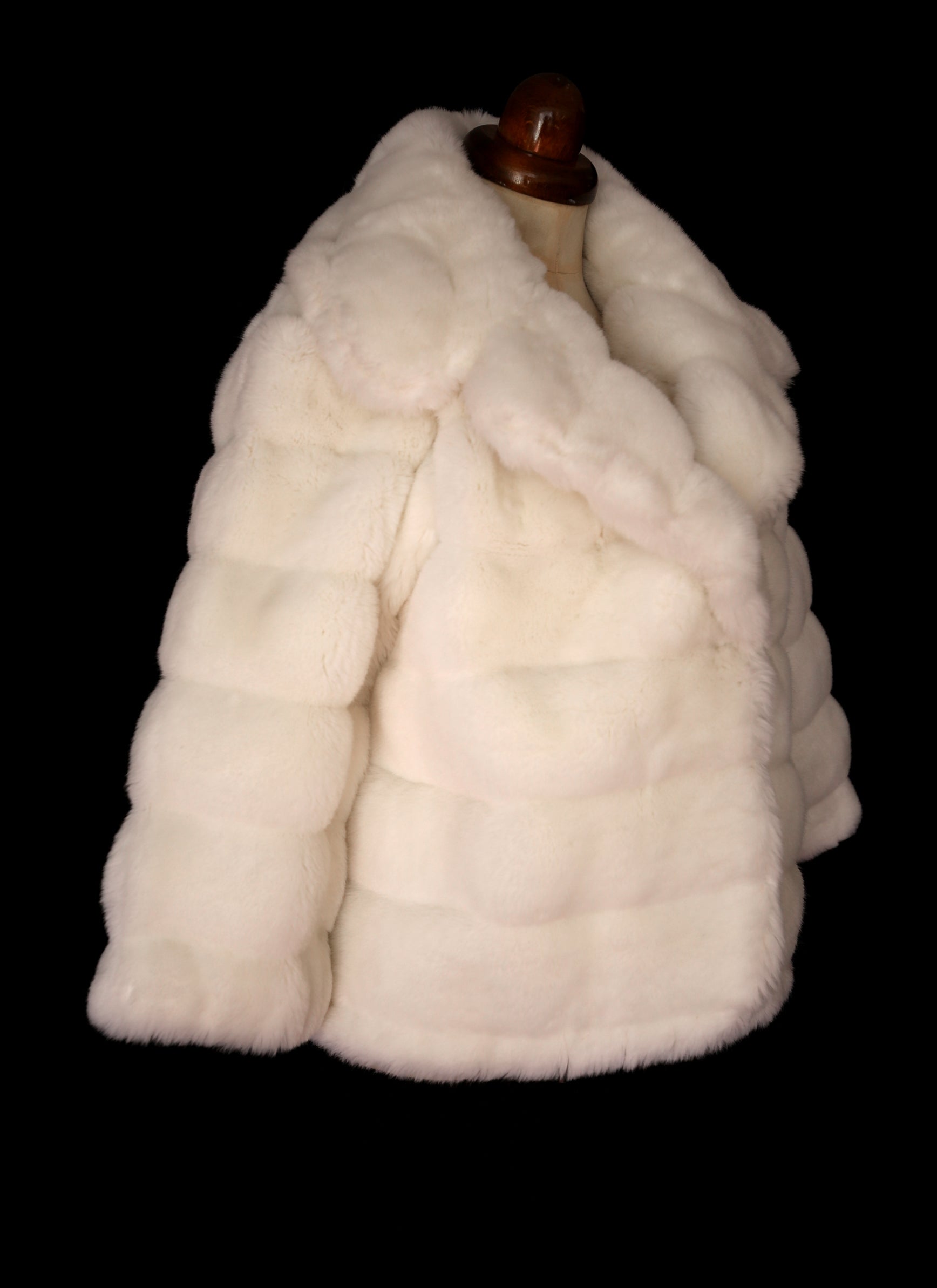 Vintage 1960s White Faux Fur Jacket
